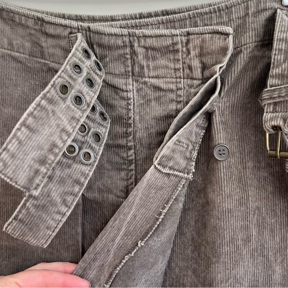 Vero Moda taupe corduroy wrap skirt - Picture 7 of 15